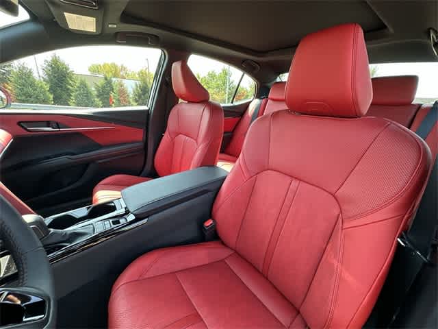 Thumbnail: 2025 Toyota Camry - 15