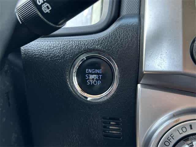 Thumbnail: 2022 Toyota 4Runner - 11