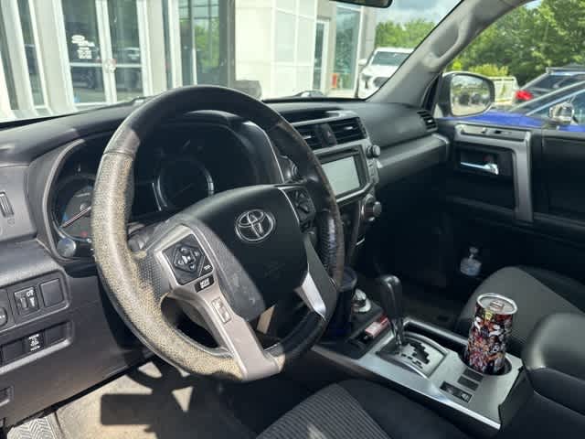Thumbnail: 2014 Toyota 4Runner - 6