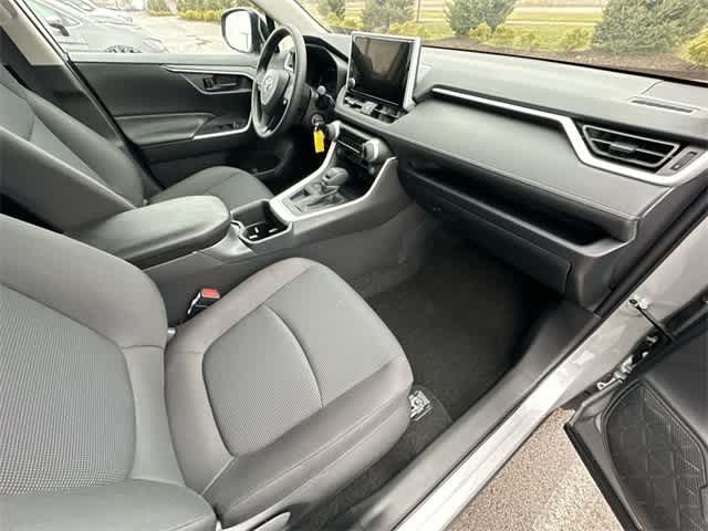 Thumbnail: 2025 Toyota RAV4 - 17