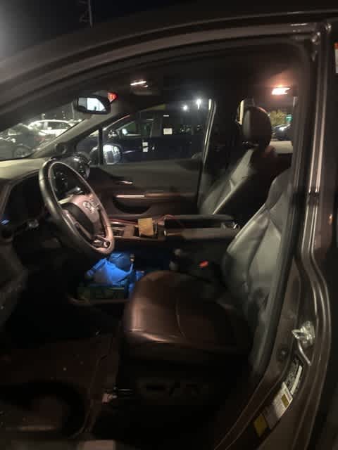 Thumbnail: 2022 Toyota Sienna - 8