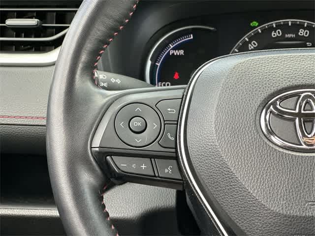 Thumbnail: 2022 Toyota RAV4 - 9