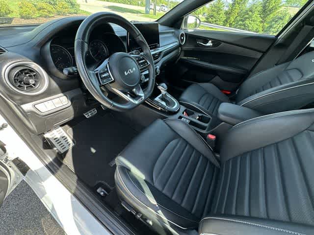 Thumbnail: 2024 Kia Forte - 18