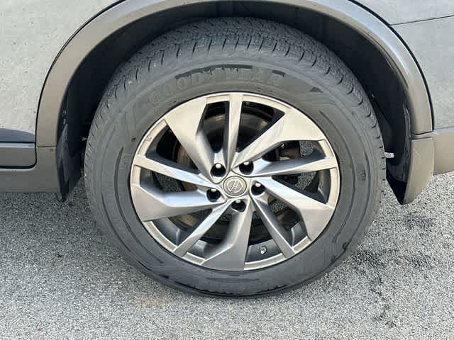 Thumbnail: 2016 Nissan Rogue - 5