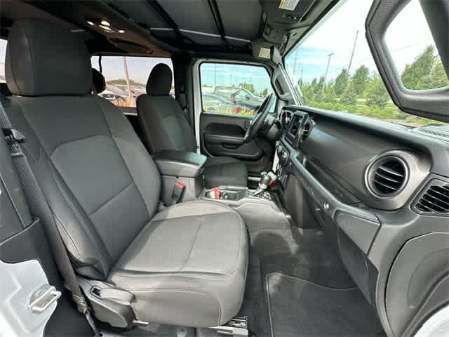 Thumbnail: 2022 Jeep Wrangler - 21