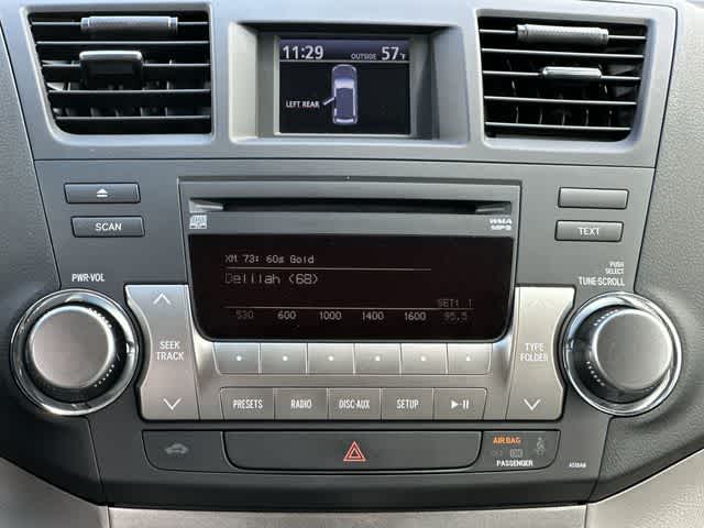 Thumbnail: 2012 Toyota Highlander - 11