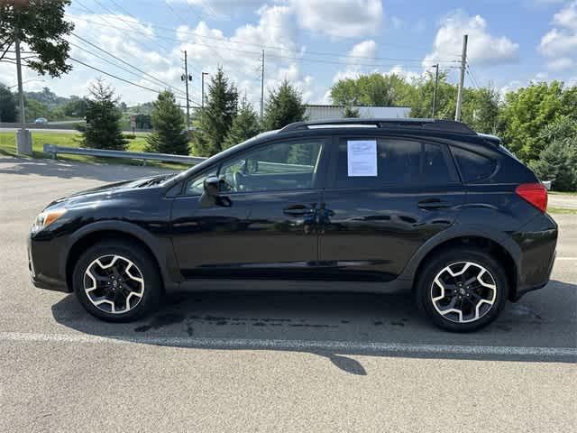 Thumbnail: 2017 Subaru Crosstrek - 2