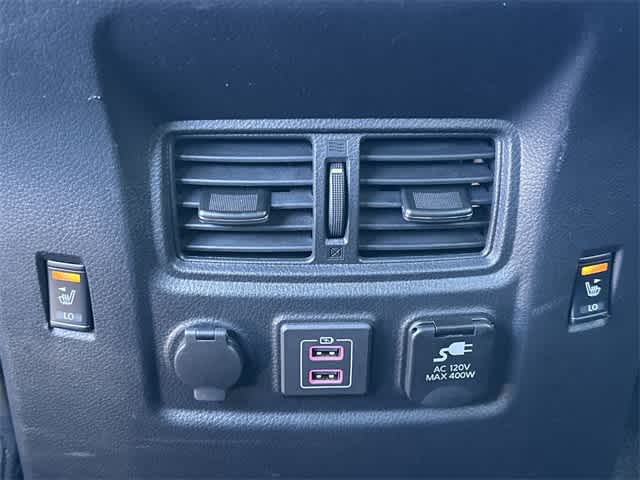 Thumbnail: 2023 Nissan Titan - 18