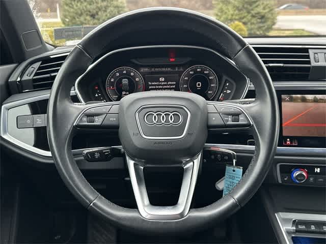 Thumbnail: 2022 Audi Q3 - 8