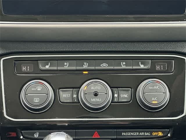 Thumbnail: 2019 Volkswagen Atlas - 16