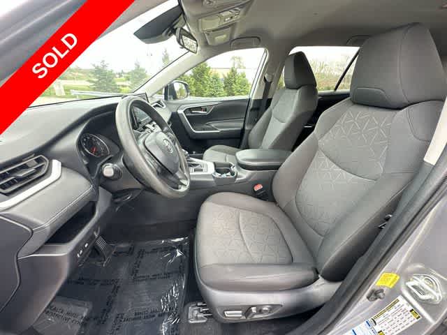 Thumbnail: 2021 Toyota RAV4 - 16
