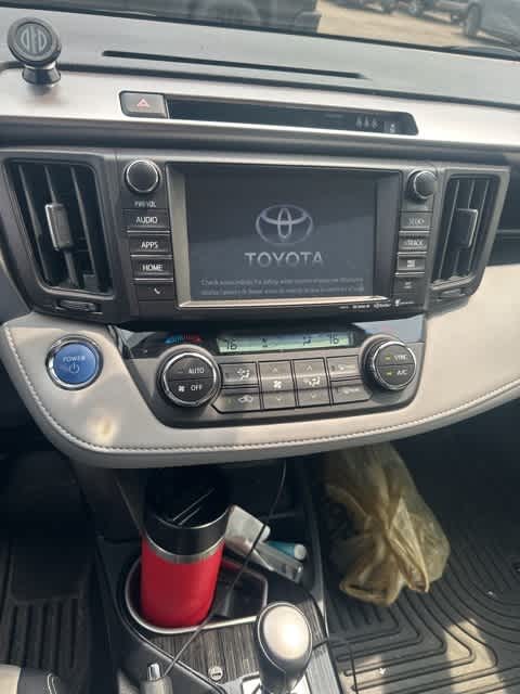 Thumbnail: 2017 Toyota RAV4 - 8