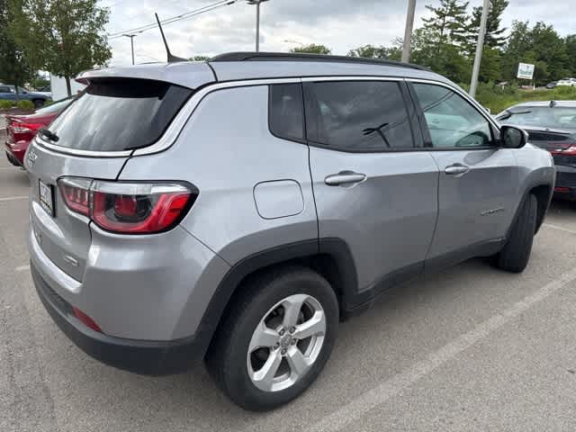Thumbnail: 2019 Jeep Compass - 3
