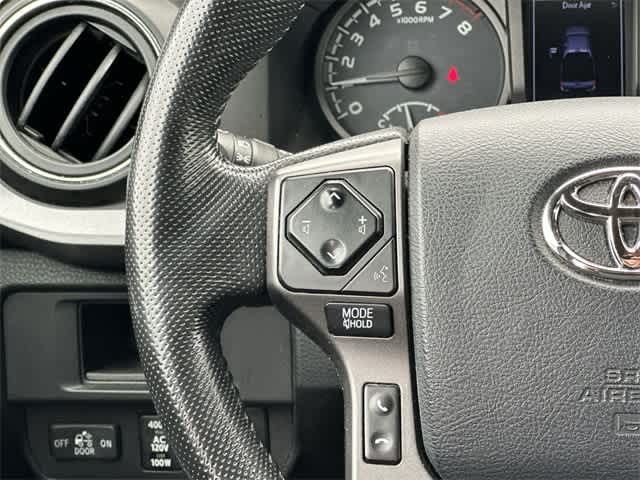 2016 Toyota Tacoma TRD Off-Road 8