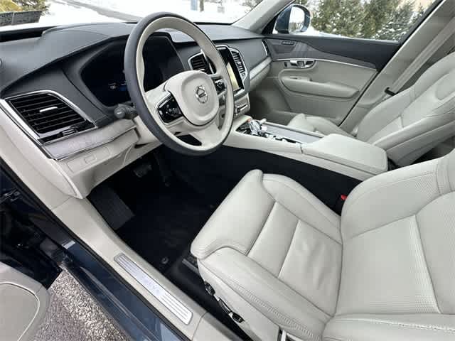 Thumbnail: 2025 Volvo XC90 - 16
