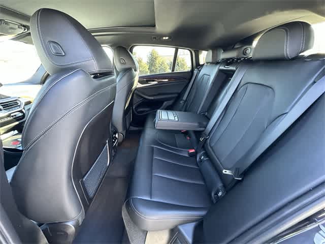 Thumbnail: 2023 BMW X4 - 20