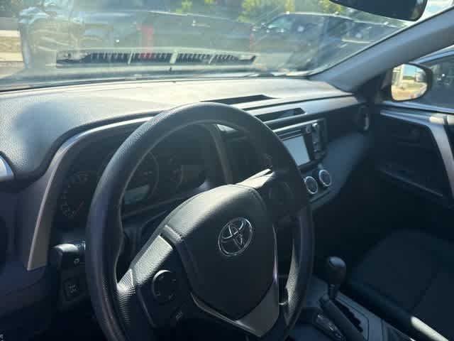 Thumbnail: 2016 Toyota RAV4 - 7