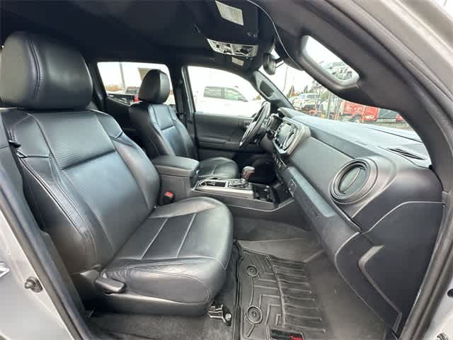 Thumbnail: 2021 Toyota Tacoma - 23