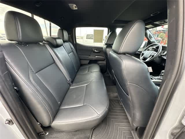 Thumbnail: 2021 Toyota Tacoma - 25