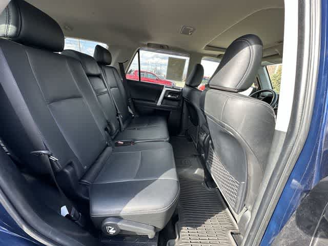 Thumbnail: 2022 Toyota 4Runner - 23