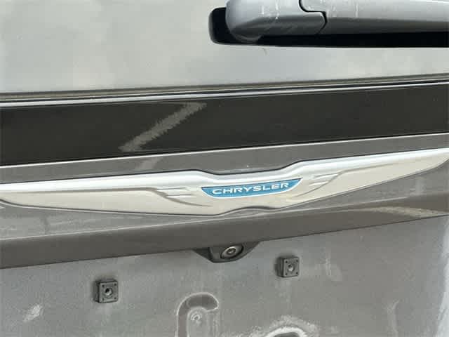 Thumbnail: 2019 Chrysler Pacifica - 32