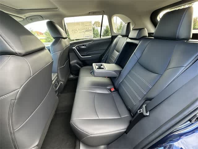 Thumbnail: 2025 Toyota RAV4 - 18