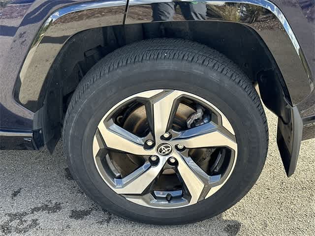 Thumbnail: 2022 Toyota RAV4 - 5