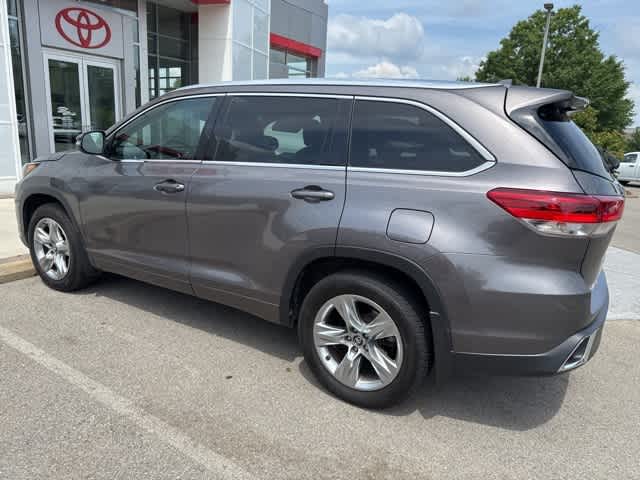 Thumbnail: 2017 Toyota Highlander - 6
