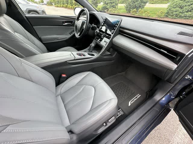 Thumbnail: 2019 Toyota Avalon - 19
