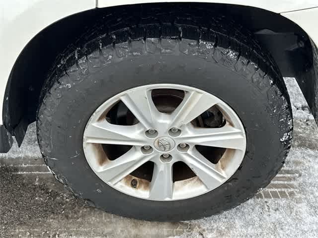 Thumbnail: 2012 Toyota Highlander - 4