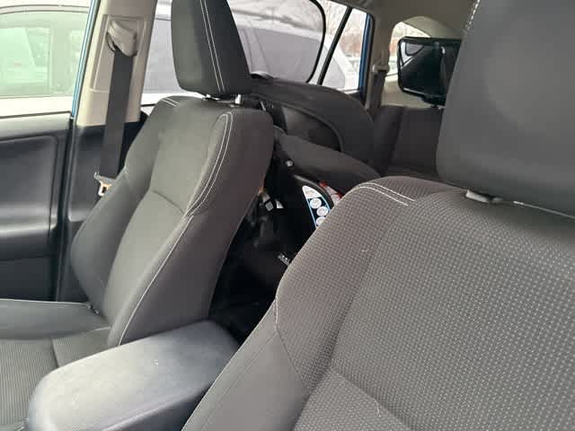 Thumbnail: 2017 Toyota RAV4 - 7