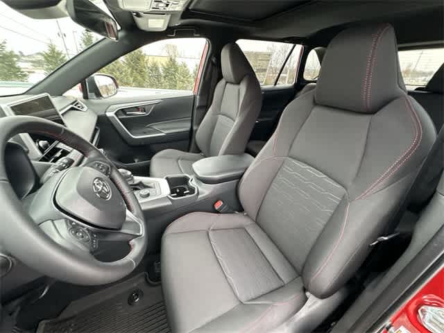 Thumbnail: 2025 Toyota RAV4 - 16