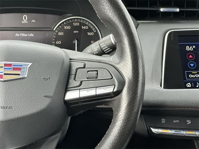 Thumbnail: 2023 Cadillac XT4 - 10