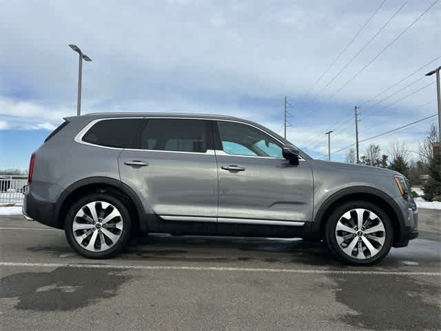 Thumbnail: 2021 Kia Telluride - 3