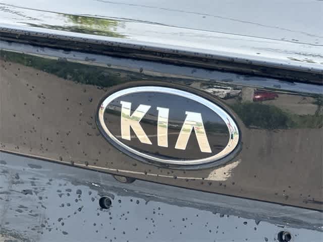 2018 Kia Optima S 16