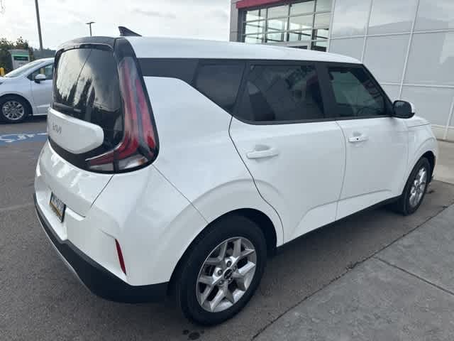 Thumbnail: 2023 Kia Soul - 3