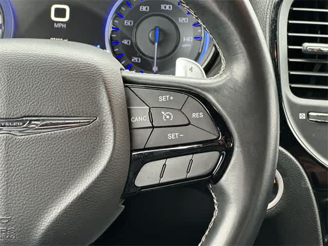 Thumbnail: 2016 Chrysler 300 - 9