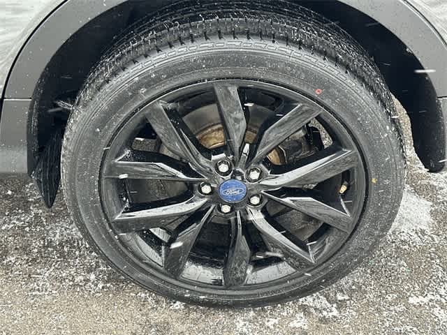 Thumbnail: 2019 Ford Escape - 5