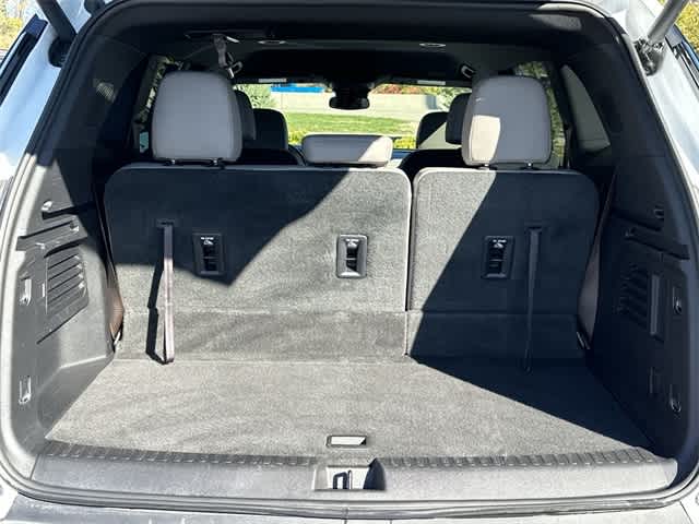 Thumbnail: 2024 GMC Acadia - 25