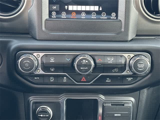 Thumbnail: 2023 Jeep Wrangler - 15