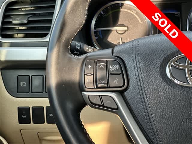 Thumbnail: 2018 Toyota Highlander - 9