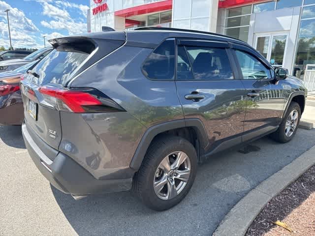 Thumbnail: 2022 Toyota RAV4 - 3
