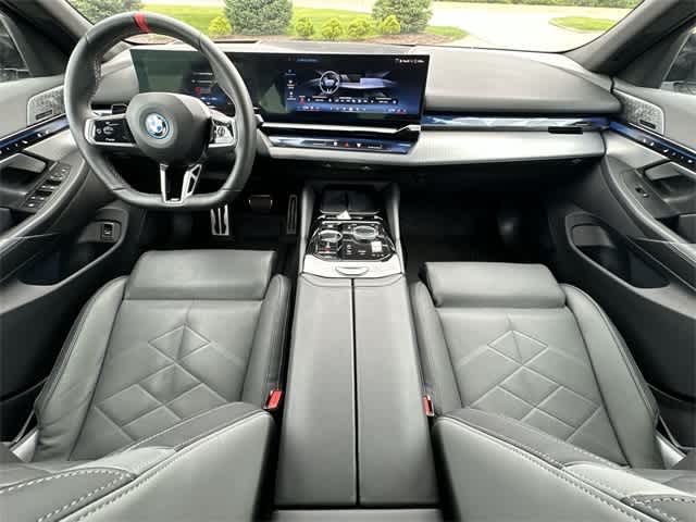 Thumbnail: 2024 BMW i5 - 21