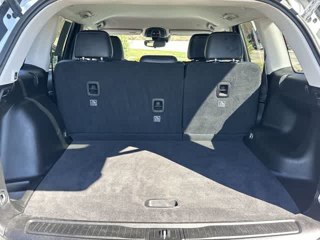 Thumbnail: 2023 Jeep Grand Cherokee - 24