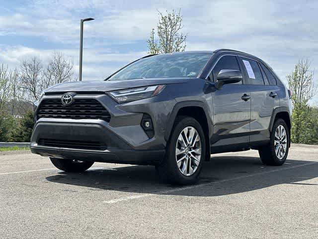 Thumbnail: 2022 Toyota RAV4 - 20