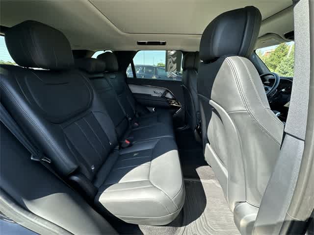 Thumbnail: 2024 Land Rover Range Rover Sport - 25