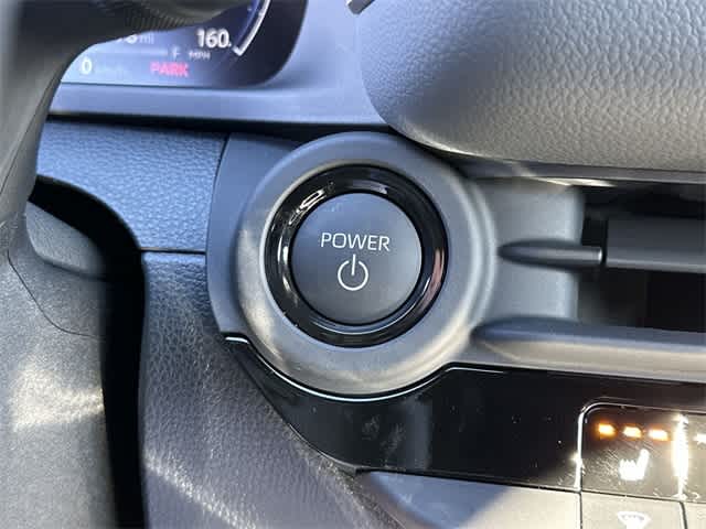 Thumbnail: 2025 Toyota Crown - 10