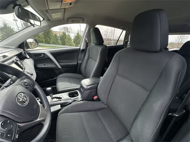 Thumbnail: 2018 Toyota RAV4 - 13