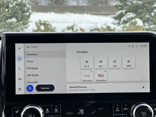 Thumbnail: 2024 Toyota Highlander - 12