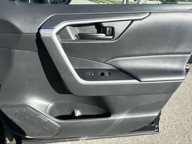 Thumbnail: 2023 Toyota RAV4 - 19